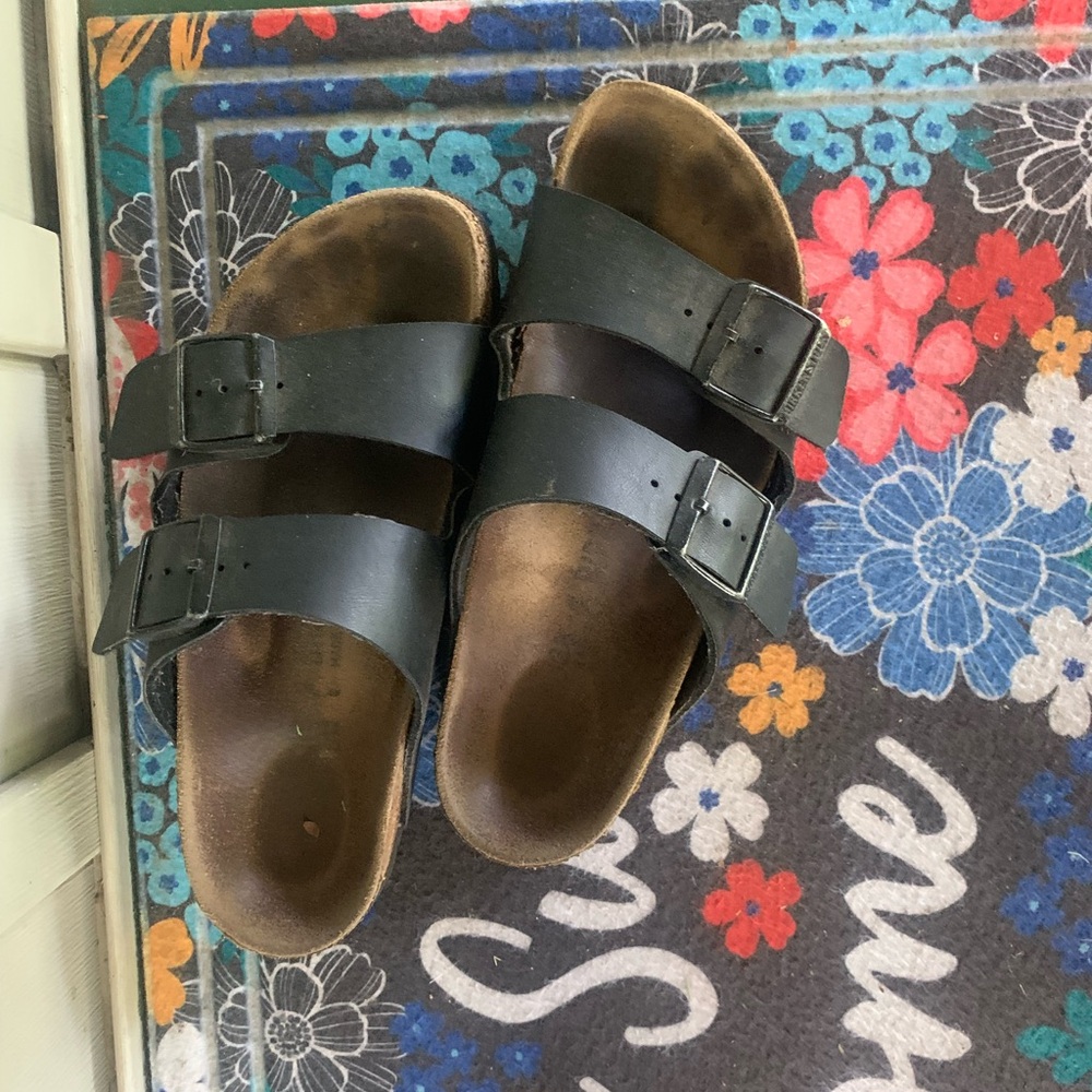 black birkenstocks